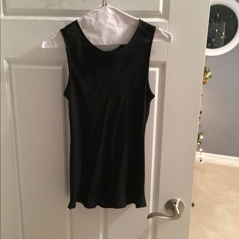 Ralph Lauren. Size 8P. 100% silk